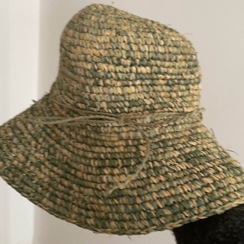 Straw hat
